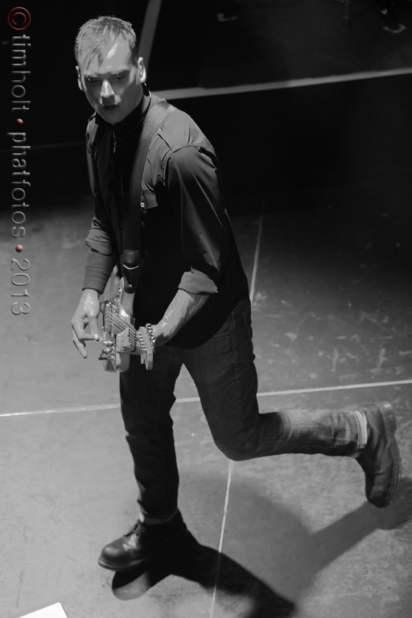 18-Alkaline_Trio_AT-IA-342