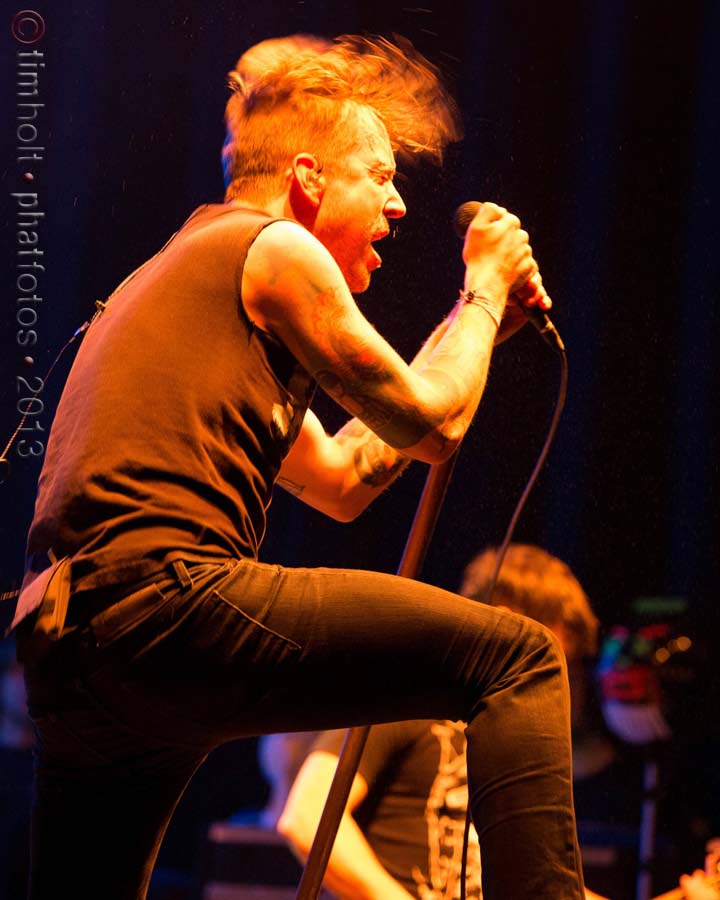 01-Billy-Talent-BT-VW-009