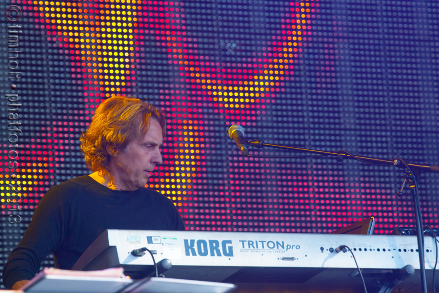 04-The_Orchestra_TO-RW-030