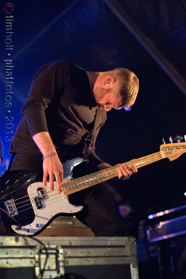 02-Lonely-Brave-LB-VW-023